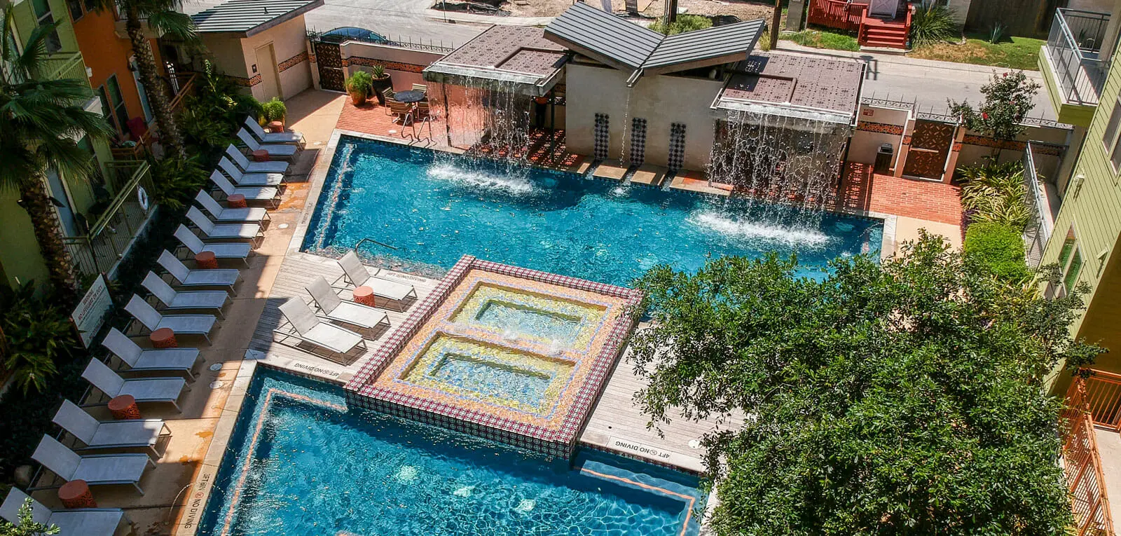 Resort & Hotel Pool